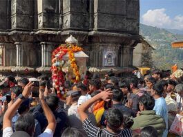 शीतकालीन गद्दीस्थल में अब होगी पूजा, केदारनाथ पंचमुखी डोली उखीमठ पहुँची