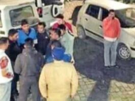 उत्तराखंडः होटल में कमरा लेने के लिए युवक ने लगाई हिंदू युवती की आईडी, हंगामा