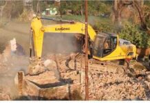 रामनगर में प्रशासन का सख्त एक्शन: अवैध कब्जों पर चली जेसीबी, भारी पुलिस बल तैनात