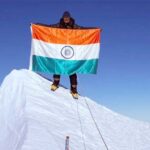 उत्तराखंड की बेटी ने माउंट विंसन पर फहराया भारत का तिरंगा
