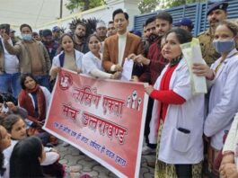 नर्सिंग भर्ती को लेकर तेज हुआ विरोध, वर्षवार प्रणाली की मांग जोर पकड़ रही