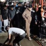 मंदिर के बाहर दिखा मांस का टुकड़ा, सच्चाई जानकर शांत हुआ मामला