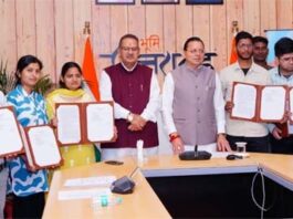 सीएम धामी ने 12 अभ्यर्थियों को सौंपे नियुक्ति पत्र, कृषि क्षेत्र को मिलेगी नई मजबूती