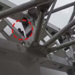 डीएम को बुलाओ वरना नहीं उतरूंगा!—ब्रिज पर चढ़े पालिकाध्यक्ष, मचा हड़कंप