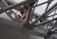 डीएम को बुलाओ वरना नहीं उतरूंगा!—ब्रिज पर चढ़े पालिकाध्यक्ष, मचा हड़कंप