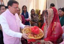 जनता के बीच पहुंचे धामी, मंच से बोले— भ्रष्टाचार पर जीरो टॉलरेंस, विकास हमारी पहचान