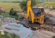 उत्तराखंड में अतिक्रमण के खिलाफ कड़ा एक्शन, अवैध ढांचा गिराया गया