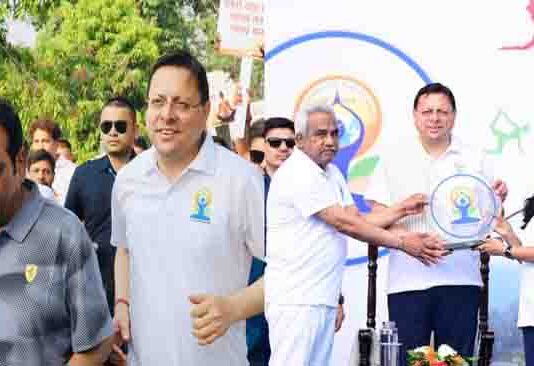 योग से स्वस्थ समाज का निर्माण संभव: सीएम धामी का युवाओं से विशेष आह्वान