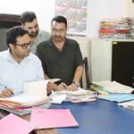भूमि पैमाइश में एक साल की देरी! औचक निरीक्षण में खुली लापरवाही, डीएम ने दिए कार्रवाई के आदेश
