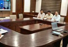 बार-बार गायब हो रहा है मोबाइल नेटवर्क? नैनीताल में दूरसंचार कंपनियों को मिला 15 दिन का अल्टीमेटम