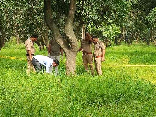 जिसकी तलाश में जुटी थी पुलिस, मुठभेड़ के बाद वही बदमाश हथियारों समेत गिरफ्तार; दो साथी भी पकड़े