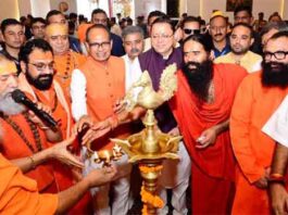 संत समागम में ‘एक राष्ट्र-एक चुनाव’ की हुंकार, शिवराज-धामी ने बताया देशहित का बड़ा कदम