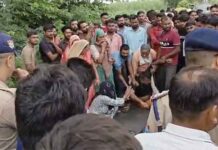स्कूल पहुंचने से पहले छिन गई जिंदगी: तेज रफ्तार टैंकर ने ली छात्र की जान, दो साथी गंभीर