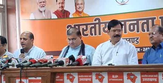 वंदे मातरम पर छिड़ी सियासी जंग! महेंद्र भट्ट का कांग्रेस पर बड़ा हमला, बोले- ‘किसी दबाव में नहीं झुकेंगे’