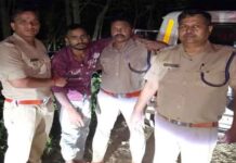 जंगल में अचानक गूंजने लगी गोलियांः पुलिस से भिड़े दो बदमाश, एक घायल गिरफ्तार