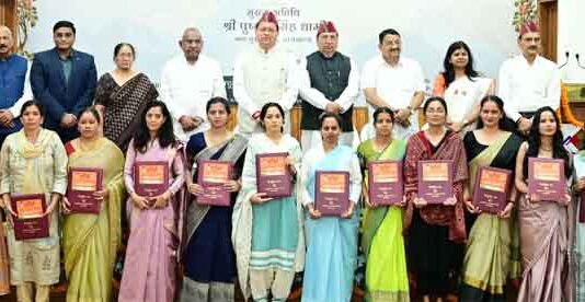 332 नव नियुक्त कार्मिकों को मिले नियुक्ति पत्र, सीएम धामी ने दी शुभकामनाएं