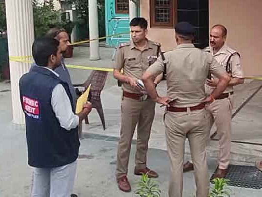 उत्तराखंड में दिनदहाड़े खूनी खेल! बुजुर्ग दंपती समेत तीन की हत्या से मचा हड़कंप