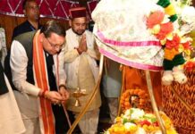सीएम धामी ने शुरू की सेवा ज्योति कलश यात्रा, उत्तरकाशी में कीं घोषणाएं